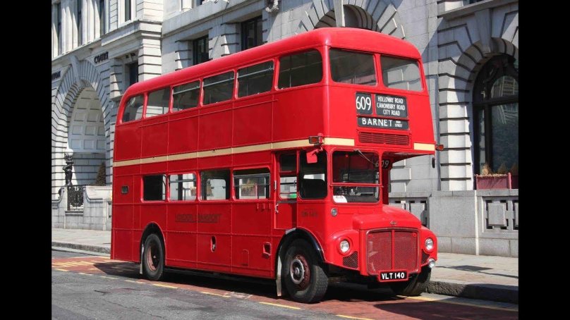 Лондонский автобус Routemaster