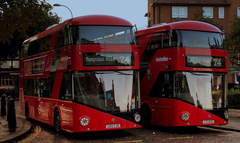 Автобус New Routemaster