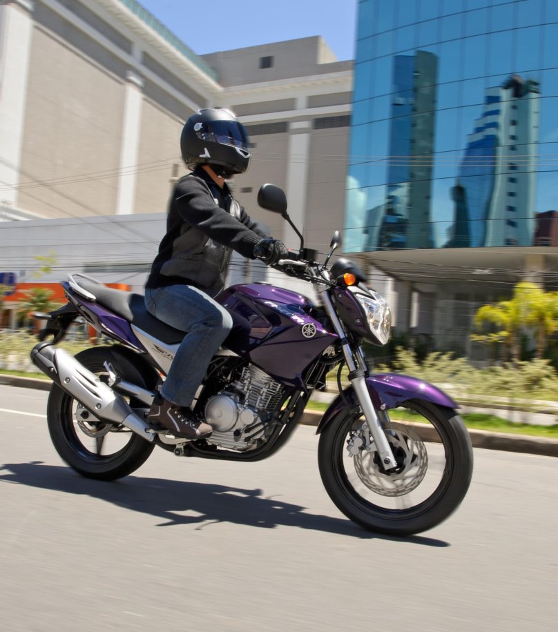 Мотоцикл Yamaha fazer 250