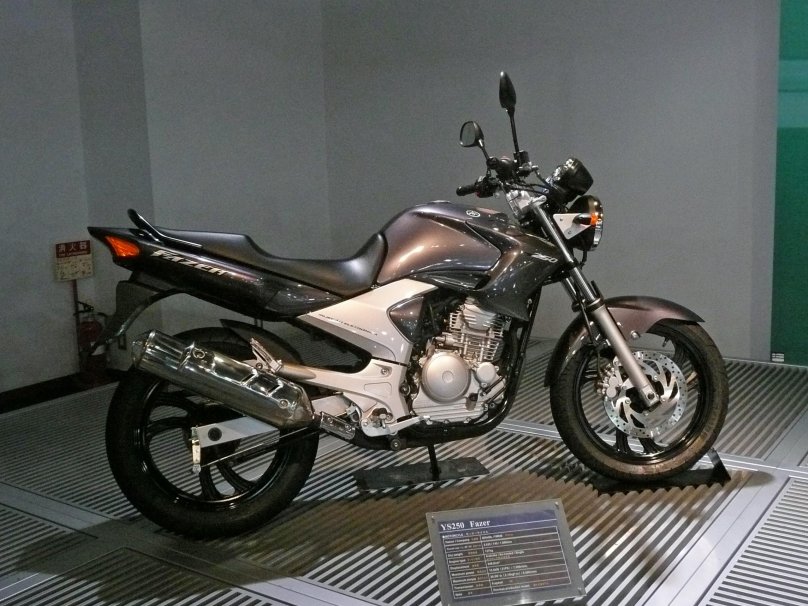 Yamaha ys250