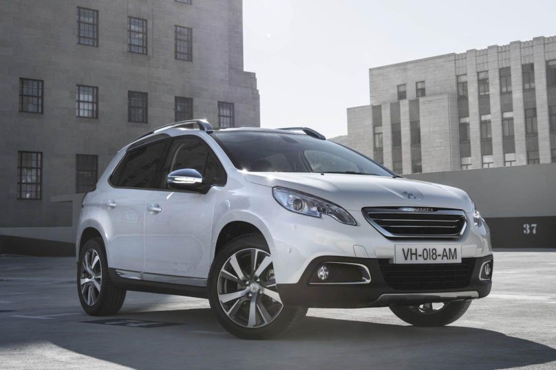 Peugeot 2008 i