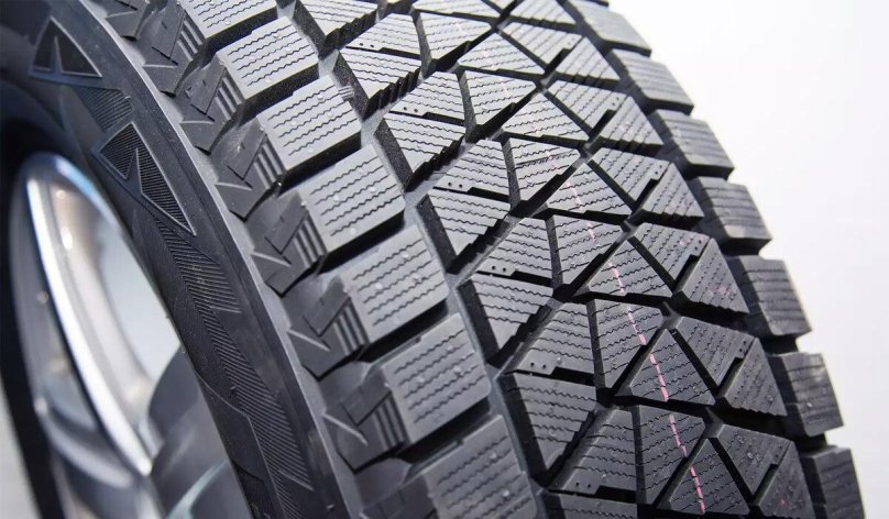 Bridgestone Blizzak DM-v2