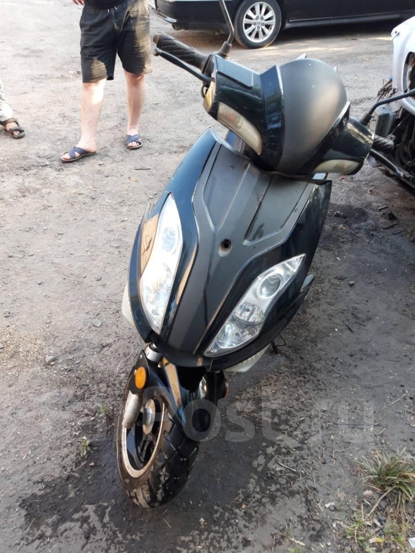 Скутер Kansas Corsa