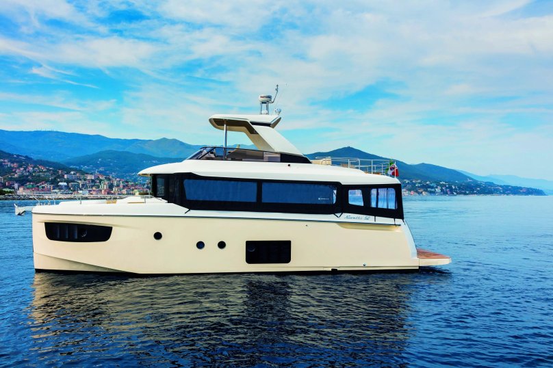 Absolute Navetta 52