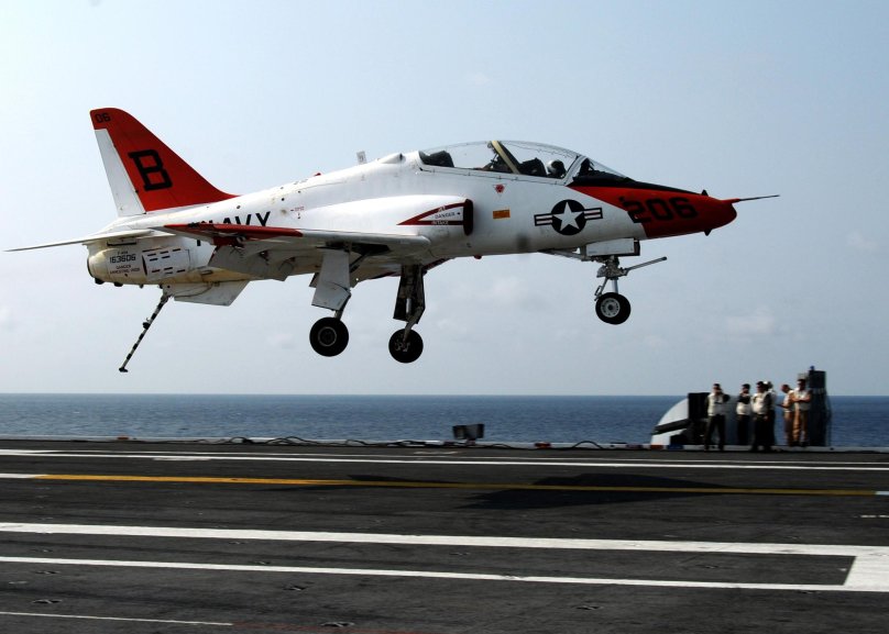 Самолет Дуглас т 45