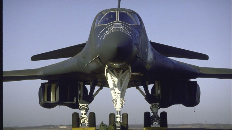 B1 Lancer