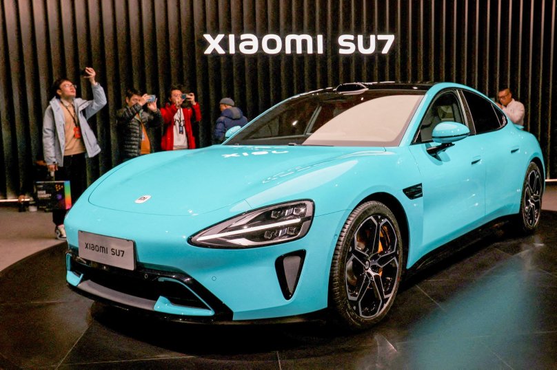 Машина Сяоми su7