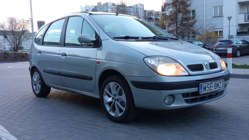 Рено Сценик 1999 1.6 бензин