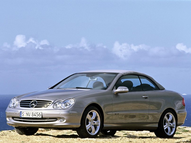 Mercedes-Benz CLK 209
