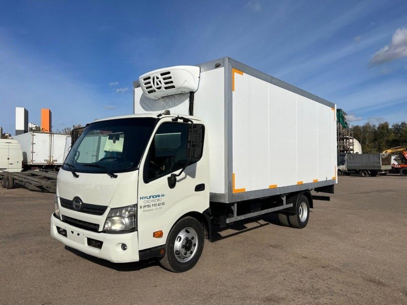 Митсубиси Фусо 2019