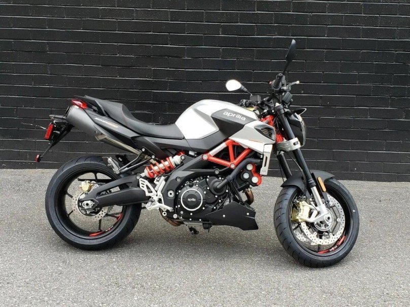 Мотоцикл Aprilia Shiver 900