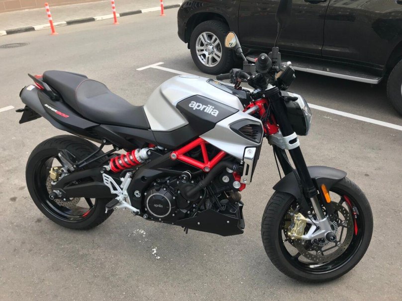 Aprilia Shiver 900