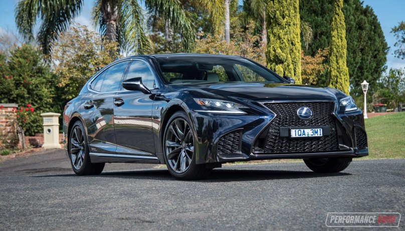 Лексус лс 500 f Sport