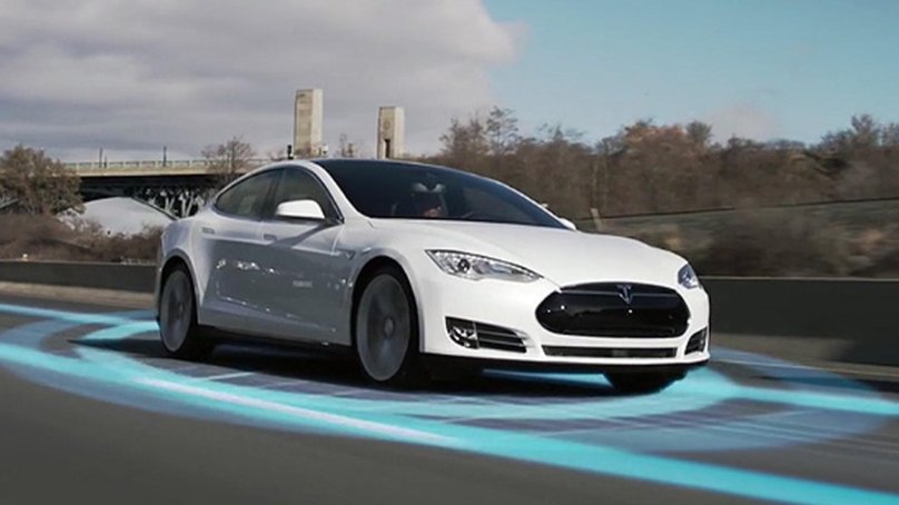 Tesla Автопилот