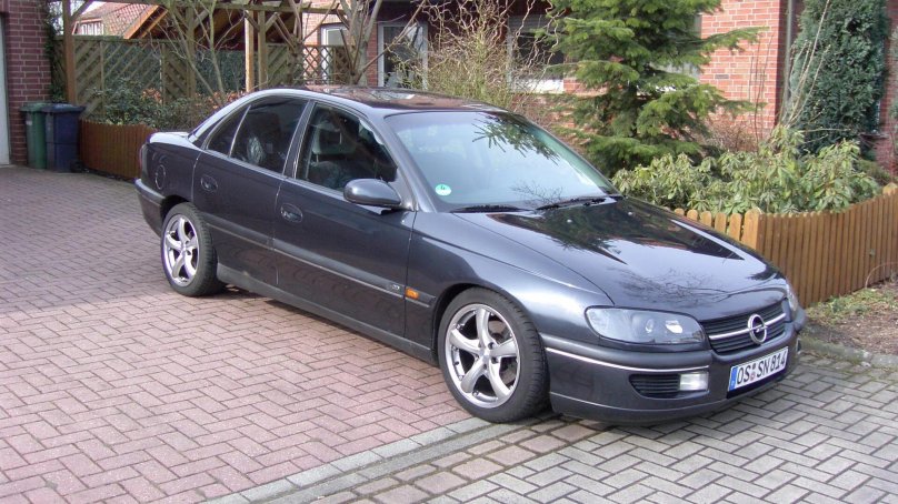 Opel Omega b