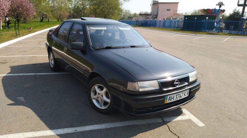 Опель Вектра 2 литра