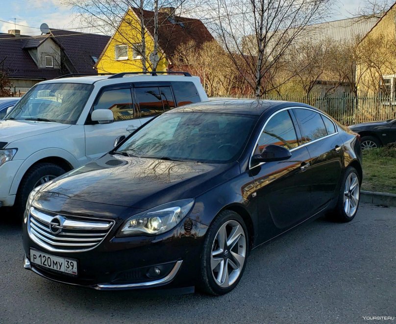 Opel Insignia 1