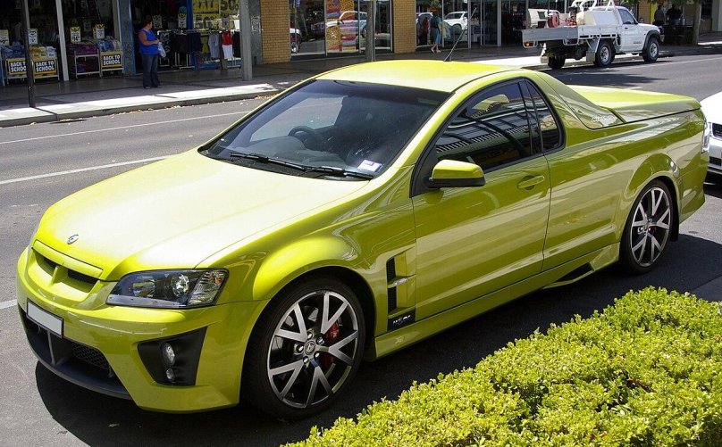 Холден HSV GTS
