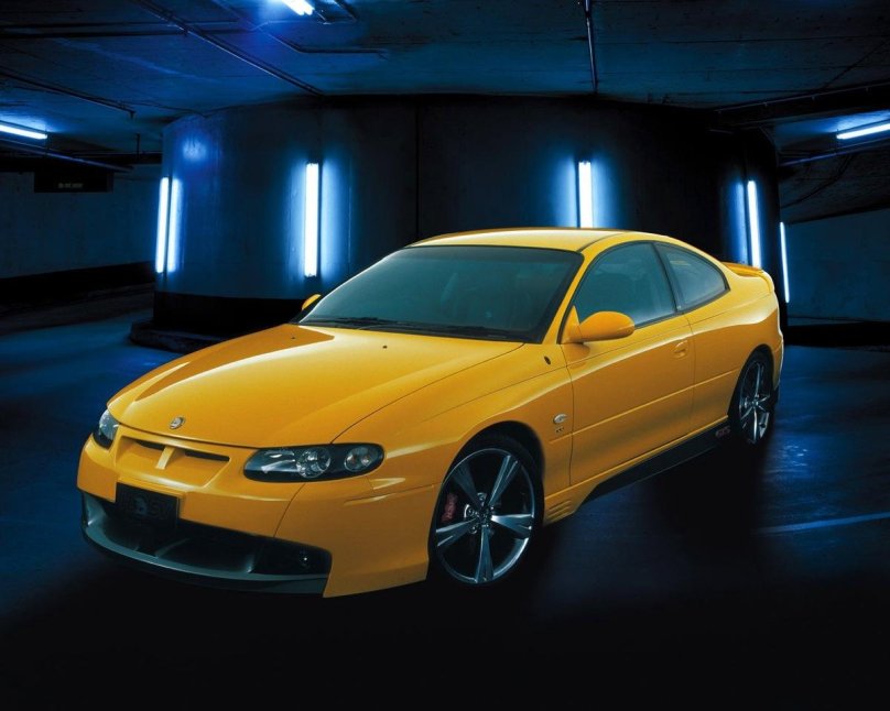 Holden Monaro 2005