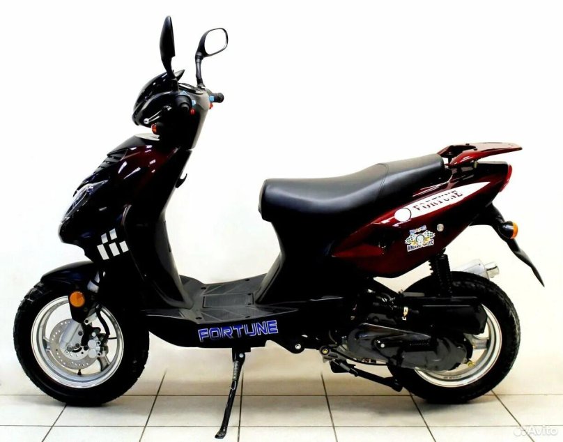 Скутер Fortune yh50