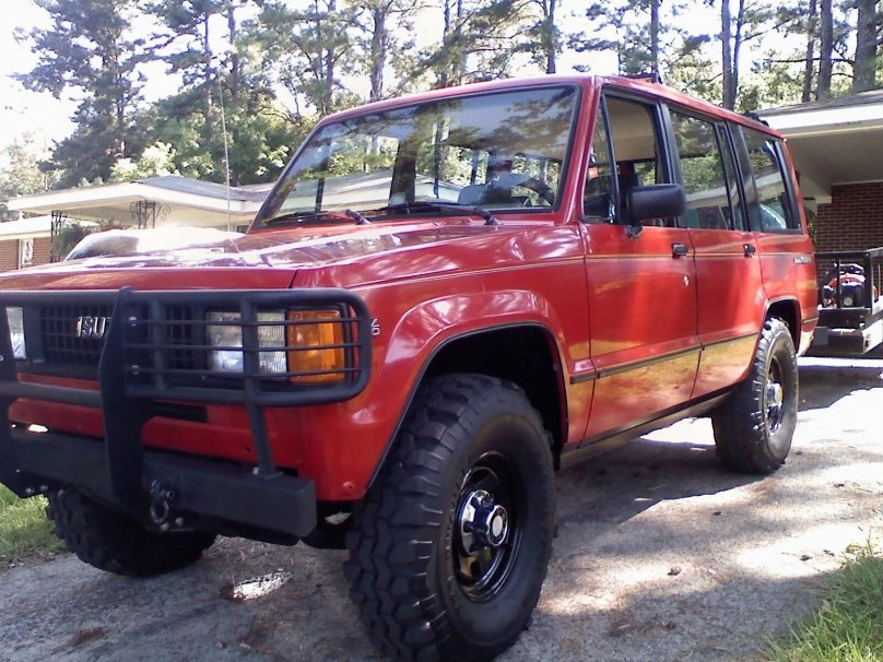 Исузу Трупер