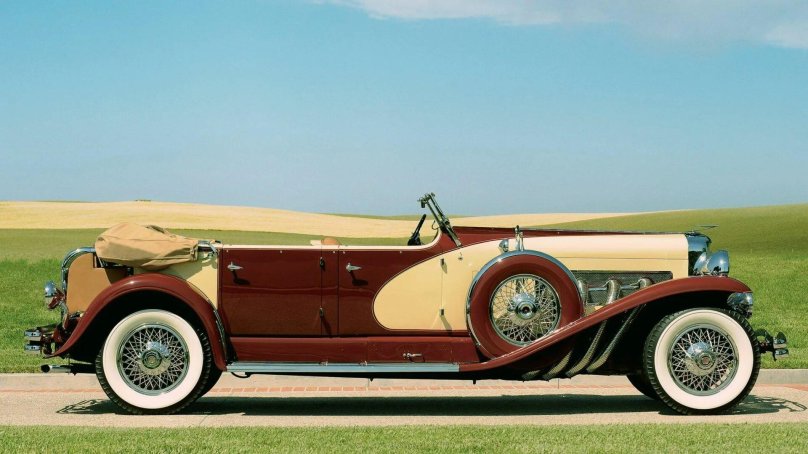 Duesenberg SJ Arlington Torpedo sedan 1933