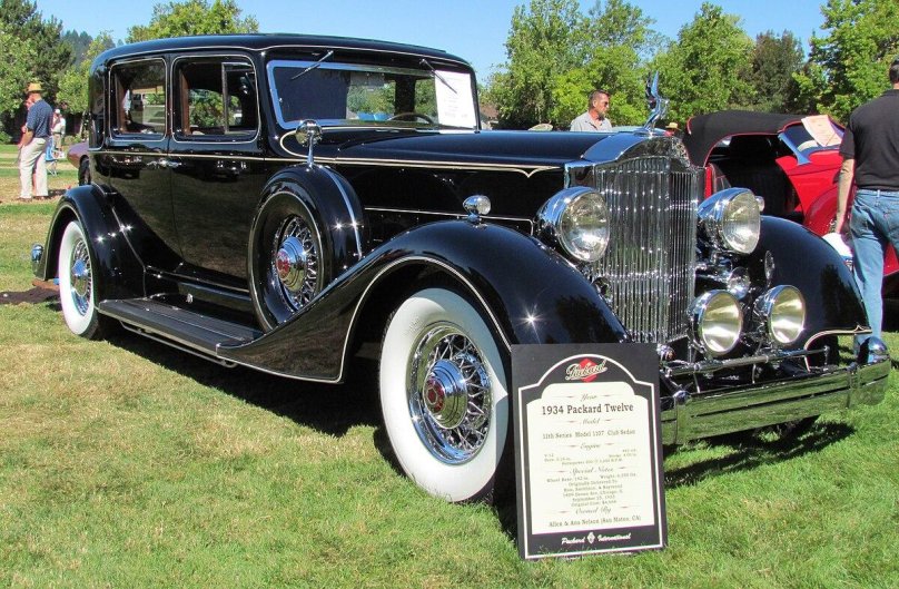 Packard Twelve 1934