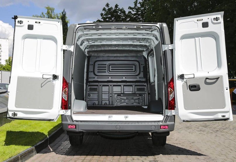 Соболь НН грузовой отсек