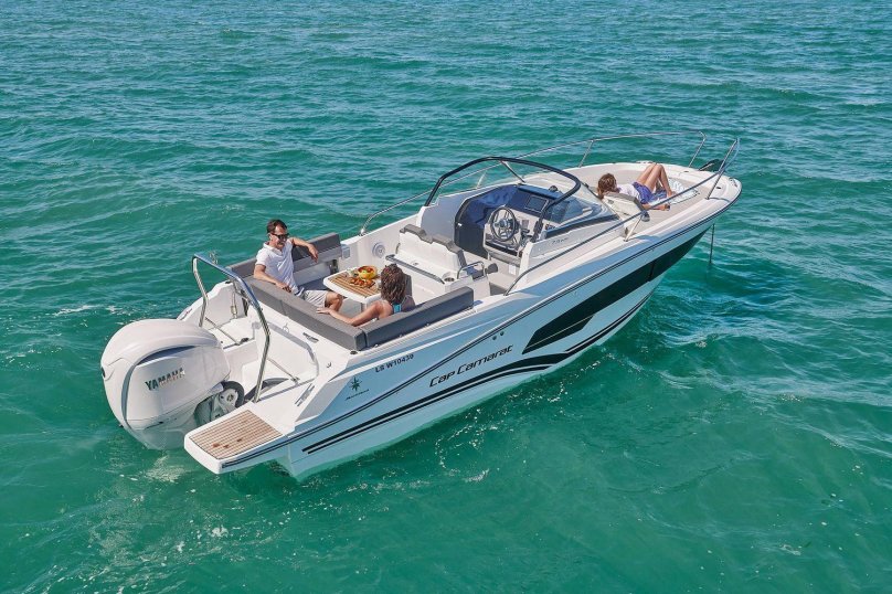 Jeanneau cap Camarat 755 WA