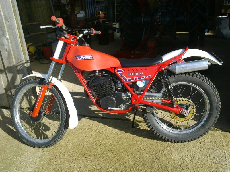 Fiat 242 "Fantic Motor" 1980 Blue / Red