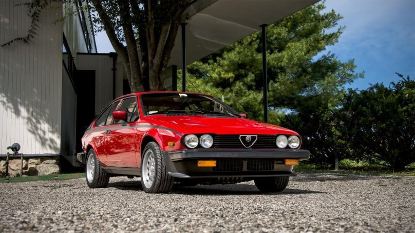 Alfa Romeo gtv6 1986