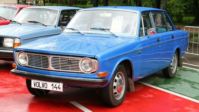 Volvo 144