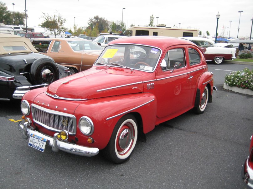 Volvo PV 544