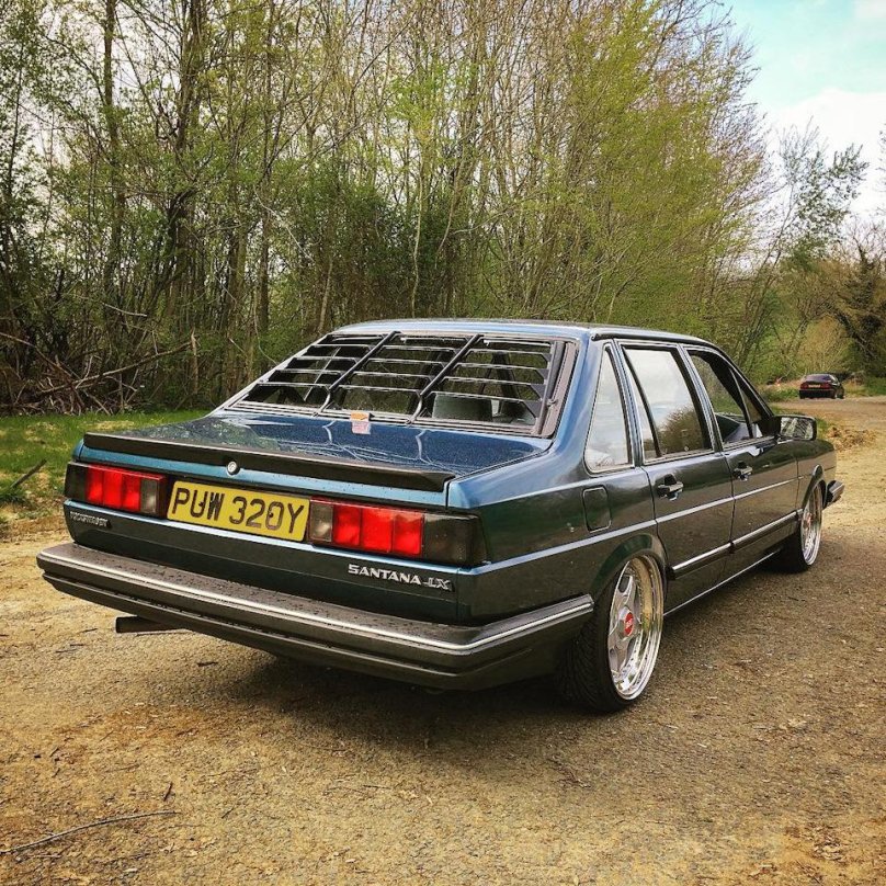 VW Passat b2 седан