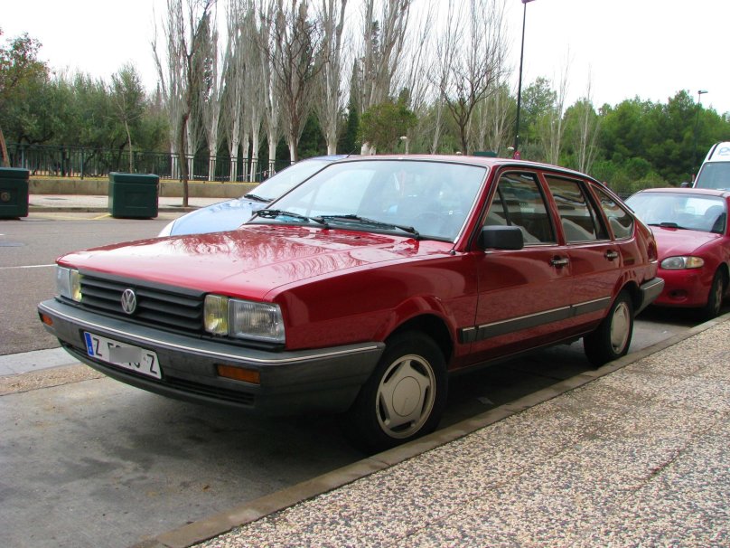 Фольксваген Пассат 1981