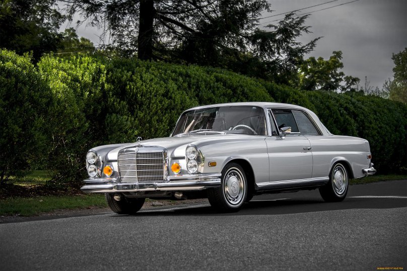 Mercedes-Benz 280 se старый