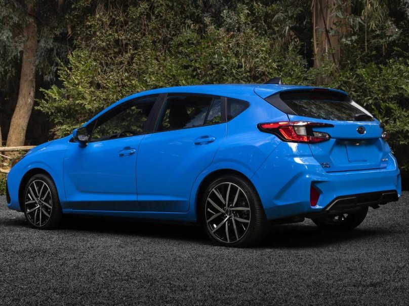 Субару Импреза 2023