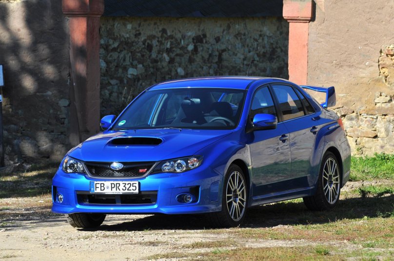 Субару WRX STI 2010
