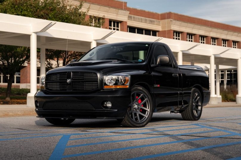 Dodge Ram srt 10 2006
