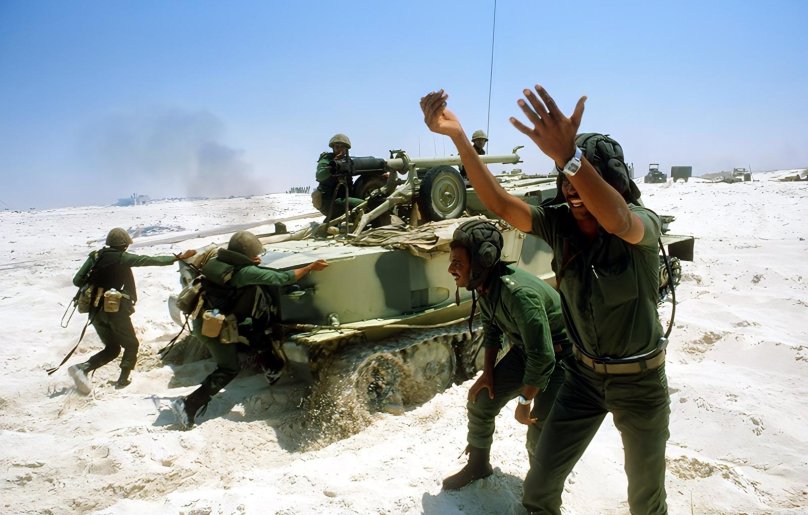 Безоткатное орудие на БТР