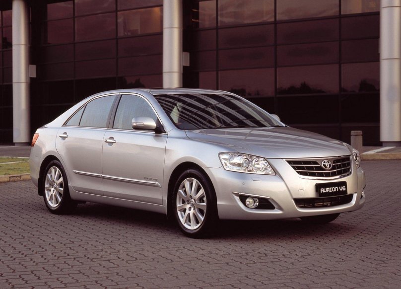 Тойота Аурион 2007