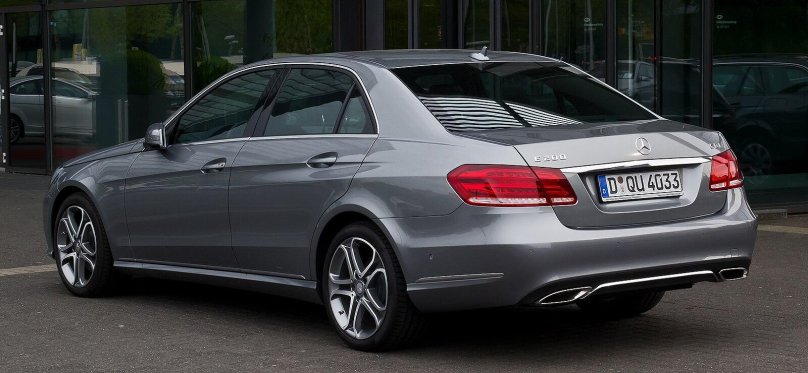 Mercedes Benz e200 w212
