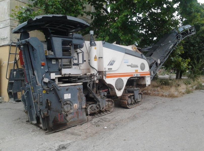 Дорожные фрезы Wirtgen w100f