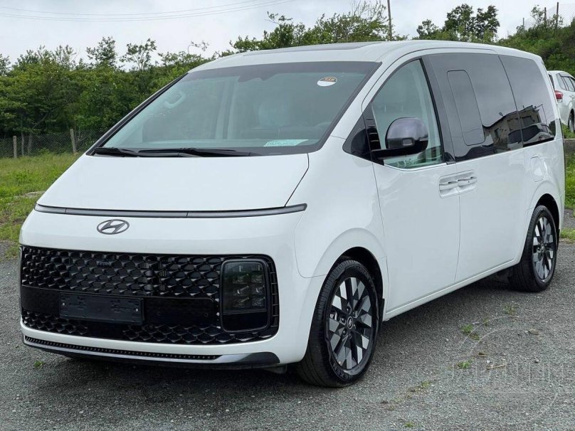 Минивэн Hyundai Staria 2022