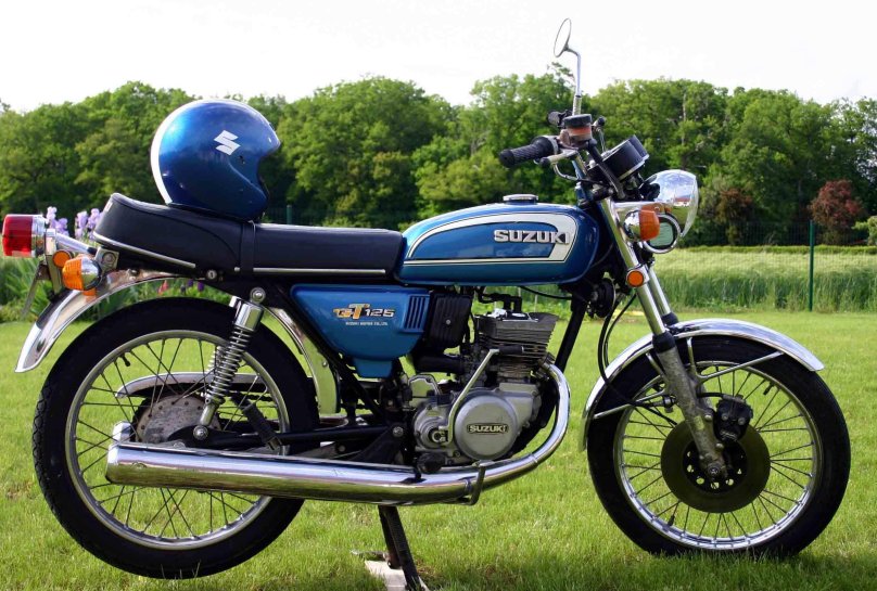 Suzuki 125
