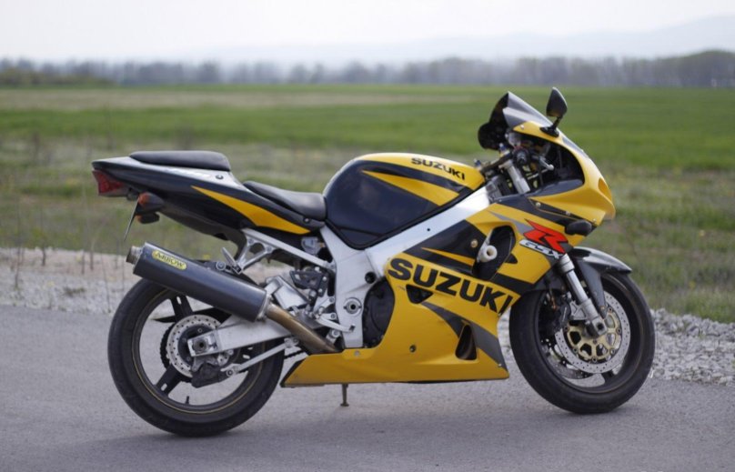 Сузуки GSX 750
