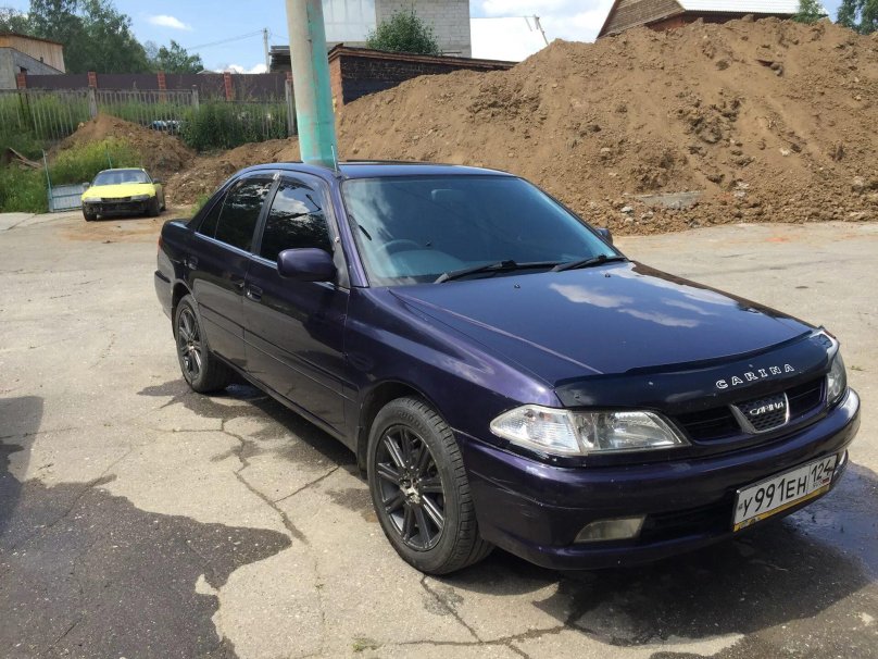 Тойота Карина АТ 211