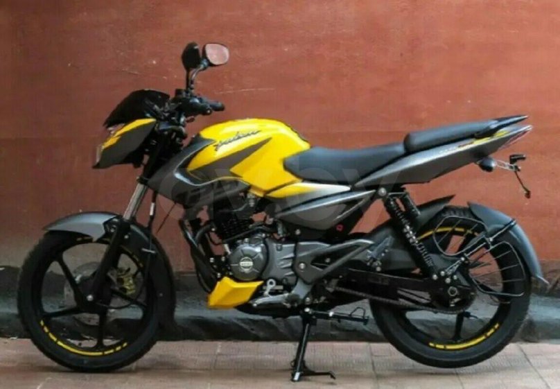 Bajaj Pulsar ns125 Fi CBS