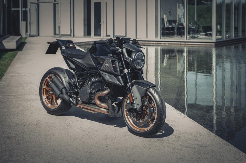 KTM Brabus 1300 r