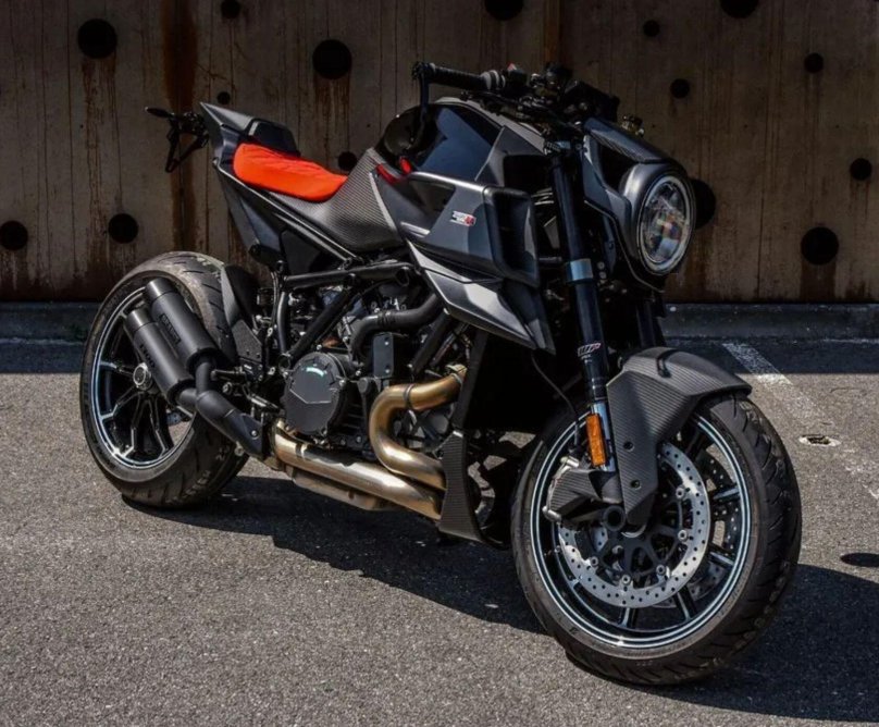 KTM Brabus 1300 r
